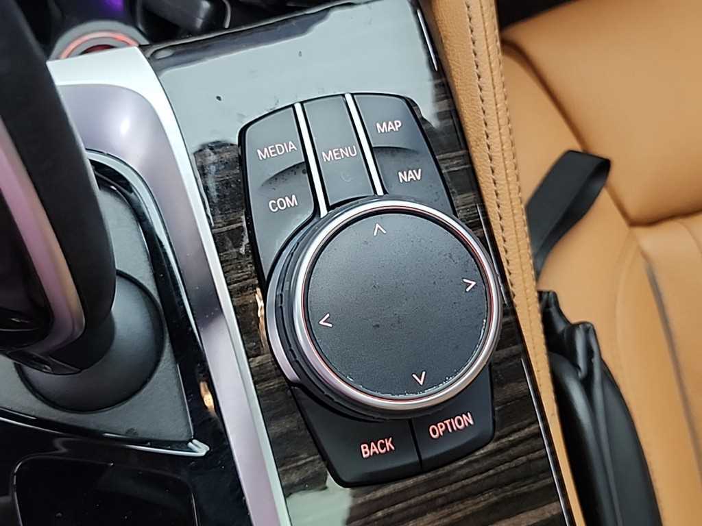 BMW 5 Series 2021 - Importación desde Corea - HF Imports Iquique - Foto 17