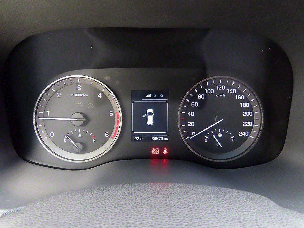 HYUNDAI Tucson - Vista 5