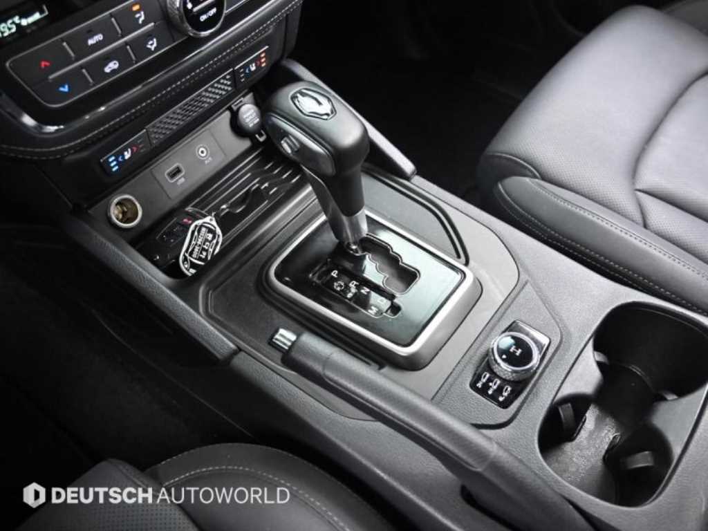 Ssangyong Rexton - Vista 9