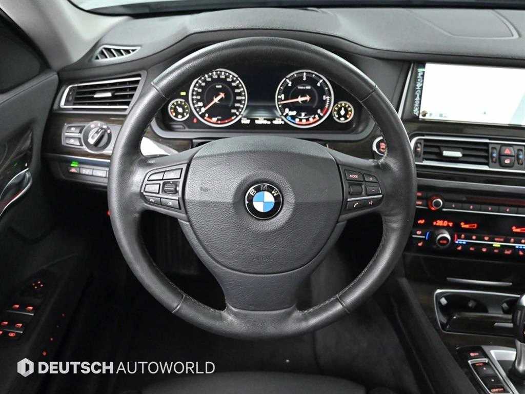 BMW 7 Series 2013 Gris - Importación desde Corea - HF Imports Iquique - Foto 13