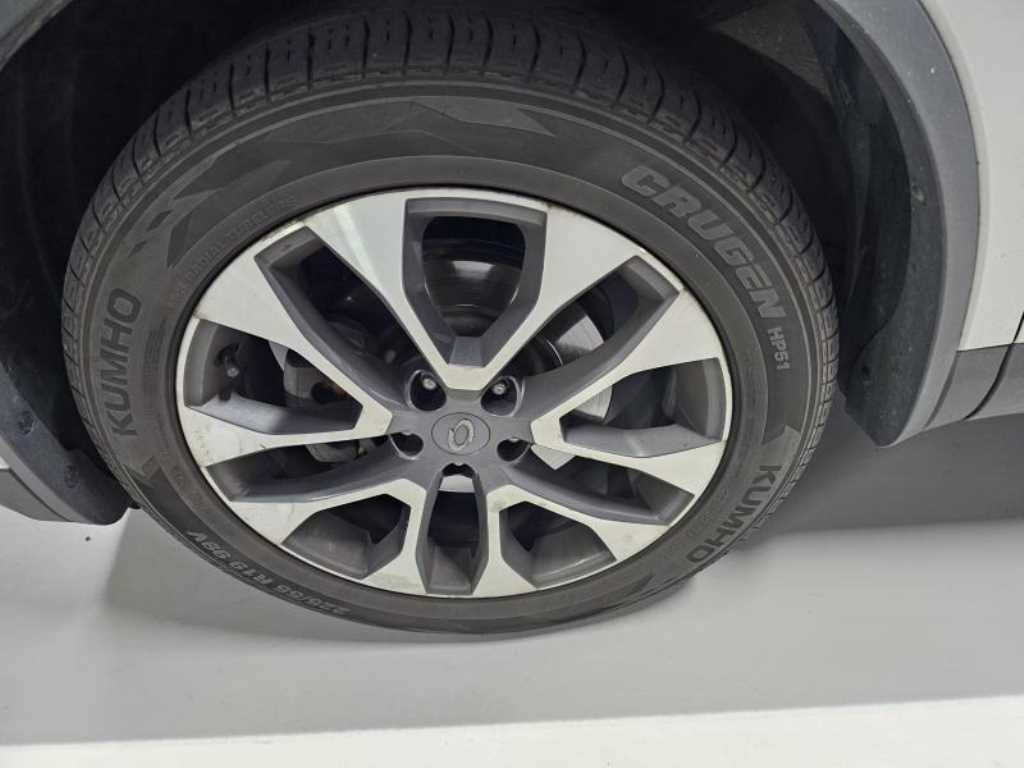 SAMSUNG QM6 - Vista 6