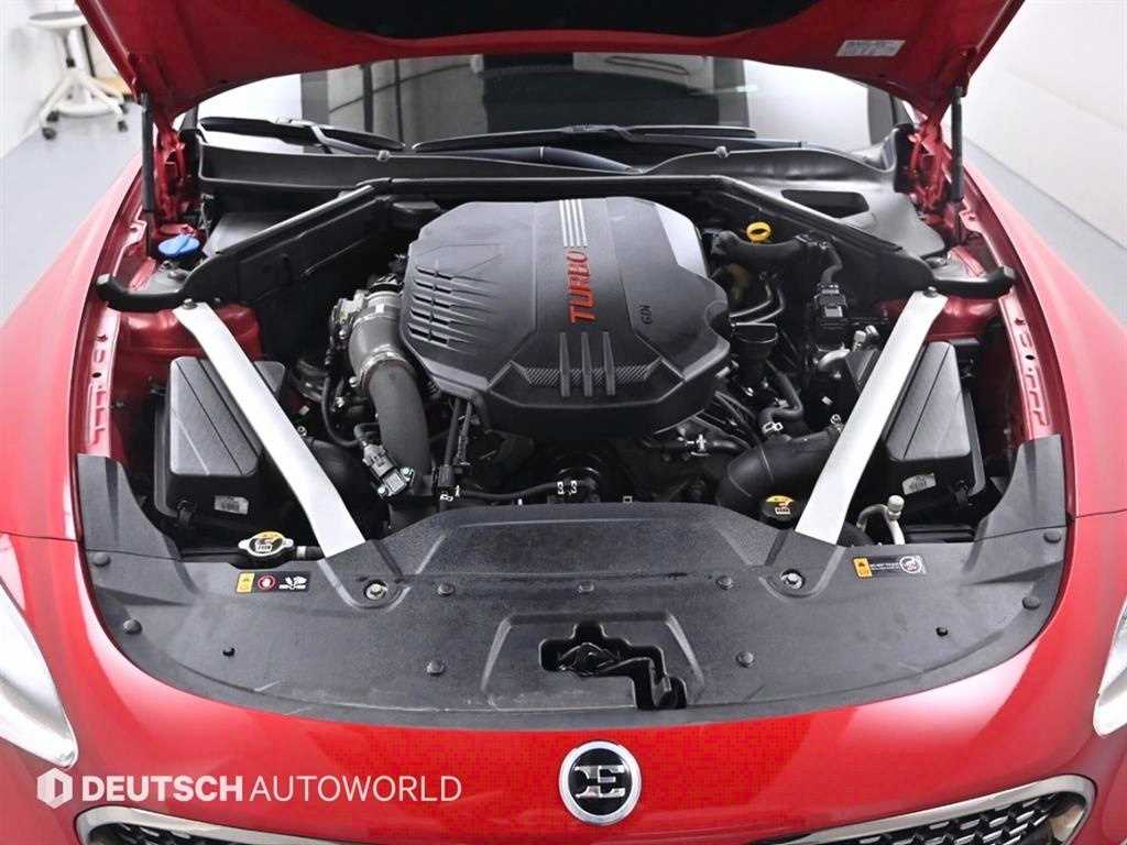 KIA Stinger - Vista 6