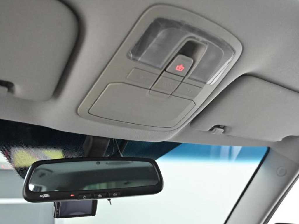 Ssangyong Tivoli 2016 Azul - Importación desde Corea - HF Imports Iquique - Foto 15