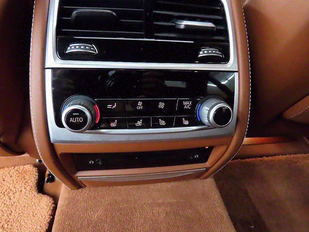 BMW 7 Series 2018 Gris - Importación desde Corea - HF Imports Iquique - Foto 17