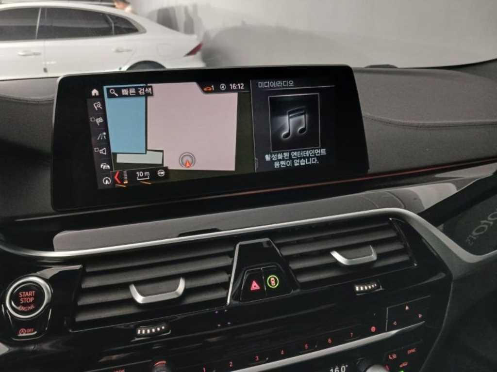 BMW 5 Series 2019 Blanco - Importación desde Corea - HF Imports Iquique - Foto 13