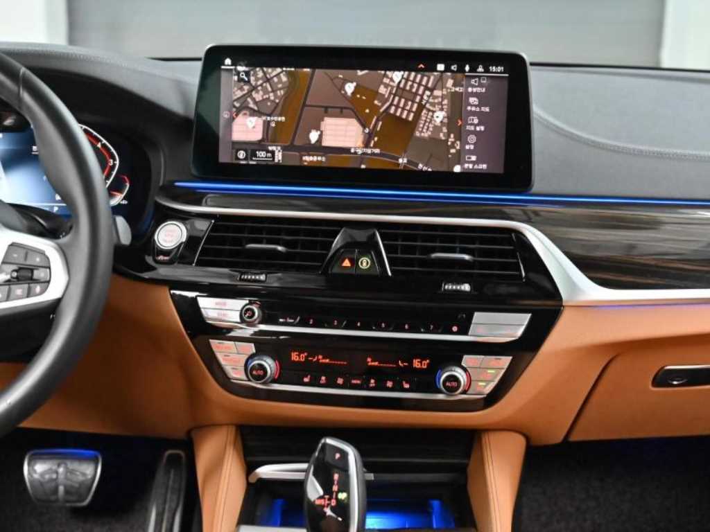 BMW 5 Series 2021 Negro - Importación desde Corea - HF Imports Iquique - Foto 14