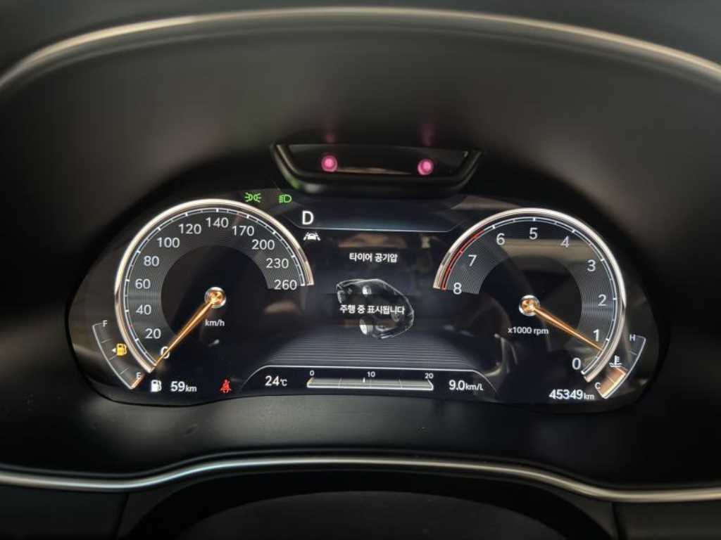 Genesis GV80 - Vista 5