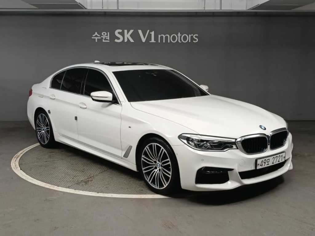 BMW 5 Series - Vista 5