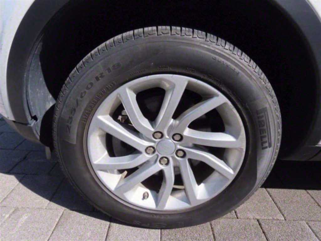 Land Rover Discovery Sports - Vista 10