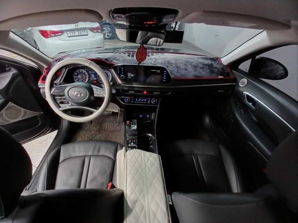 HYUNDAI Sonata - Vista 6