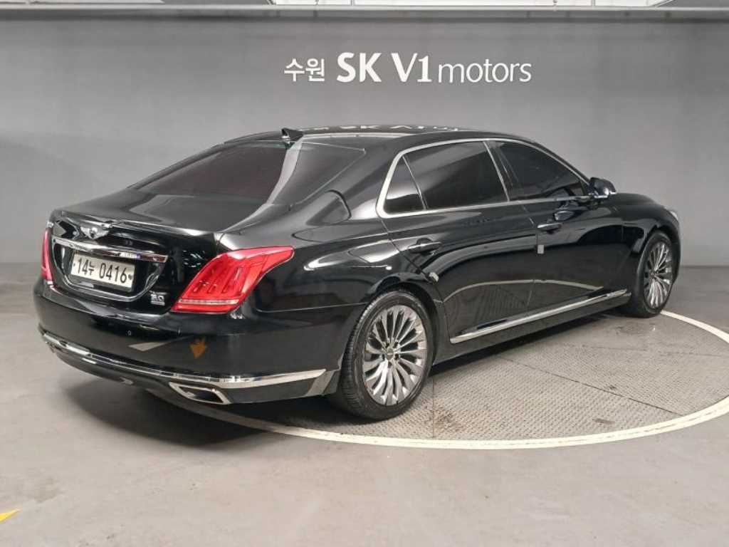 Genesis EQ900 - Vista 4