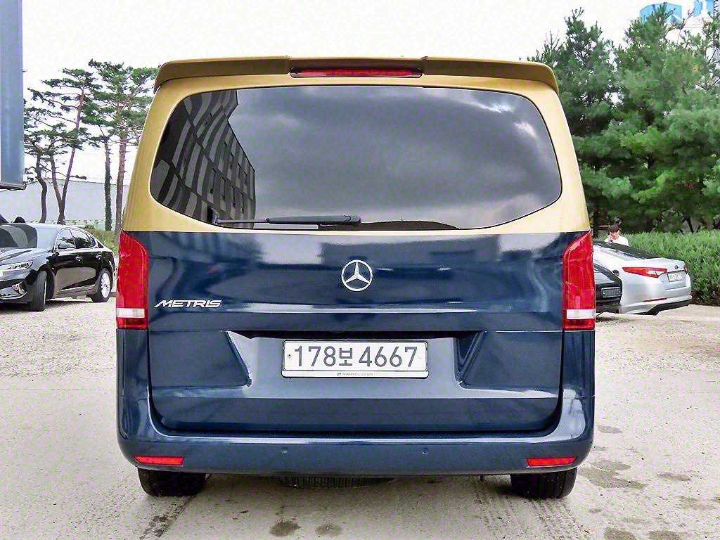 Mercedes Benz V Class - Vista 4