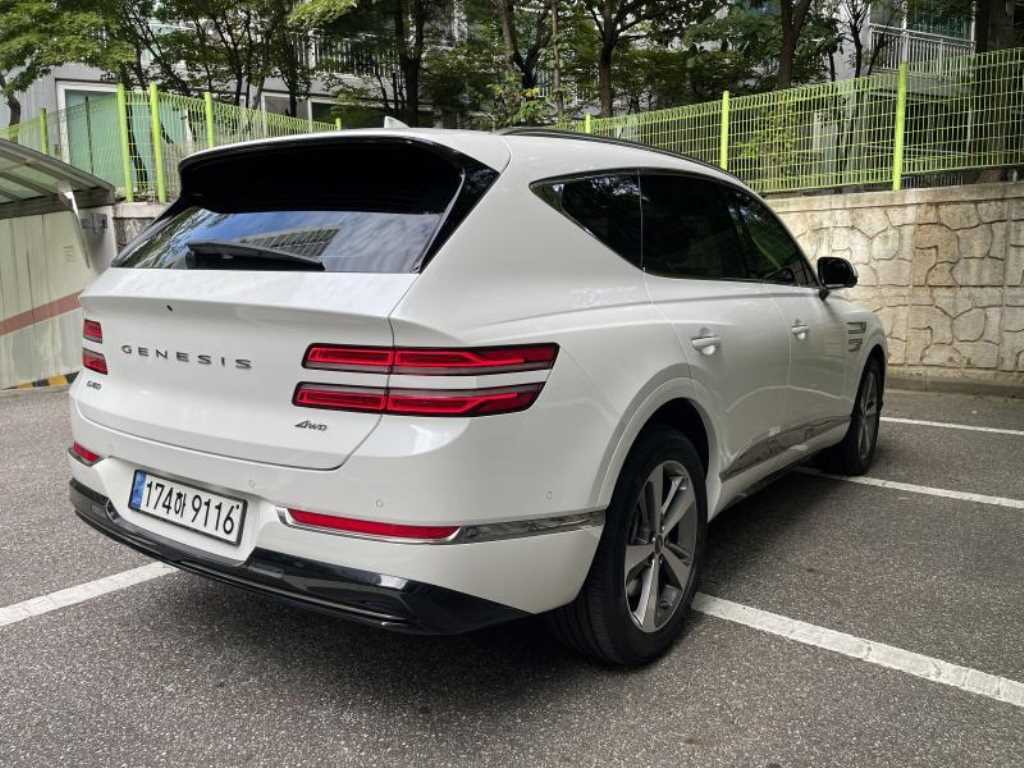 Genesis GV80 - Vista 4