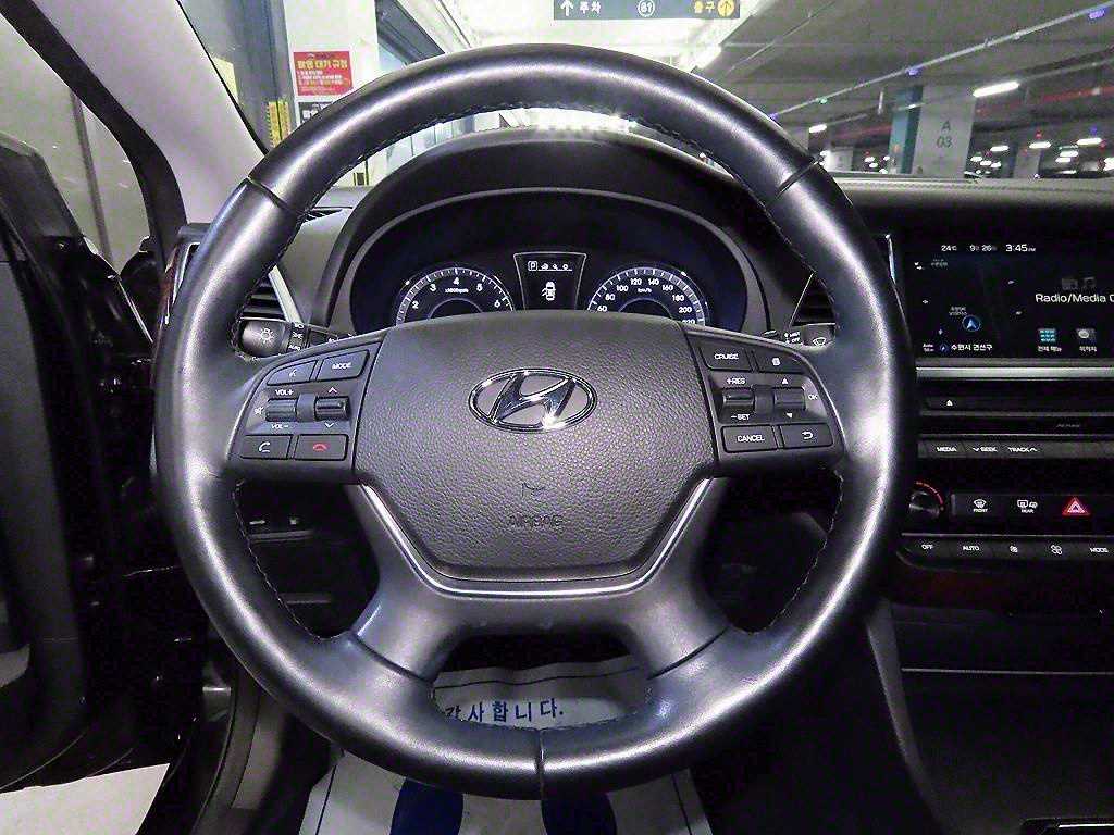 HYUNDAI Aslan - Vista 8