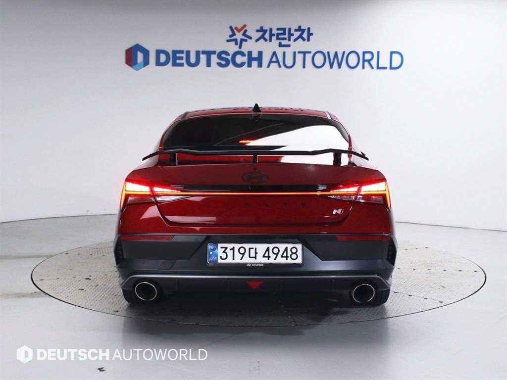 HYUNDAI Avante - Vista 4