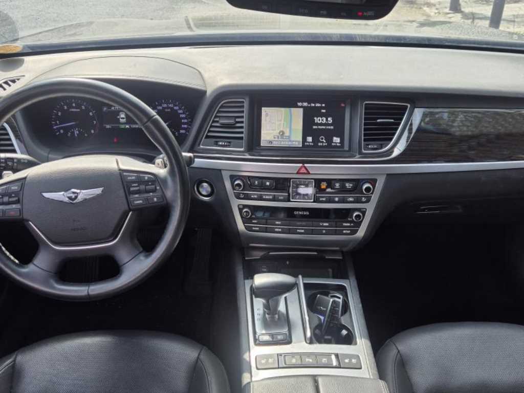 Genesis G80 - Vista 6