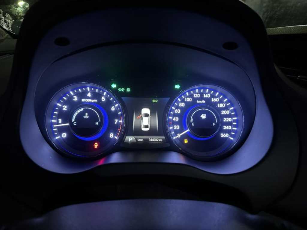 HYUNDAI Grandeur - Vista 7