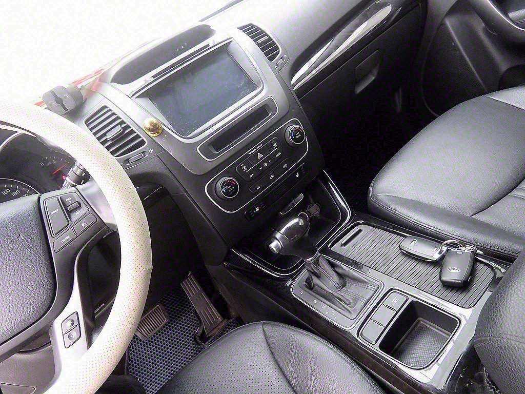 KIA Sorento - Vista 12