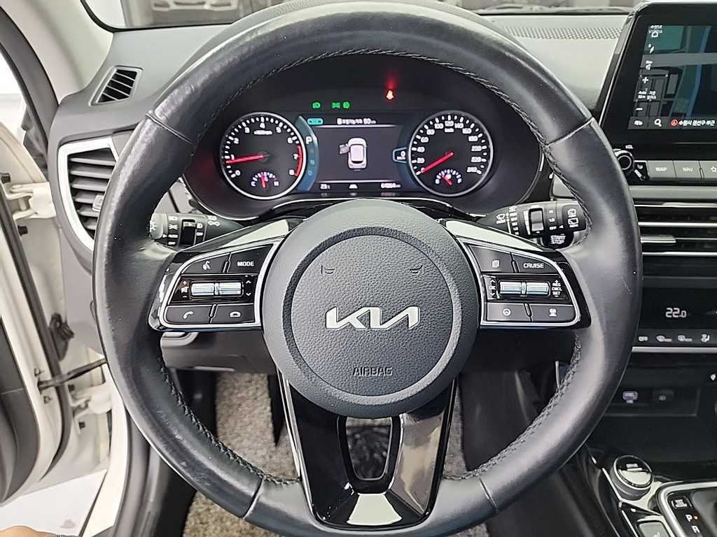 KIA Seltos - Vista 9