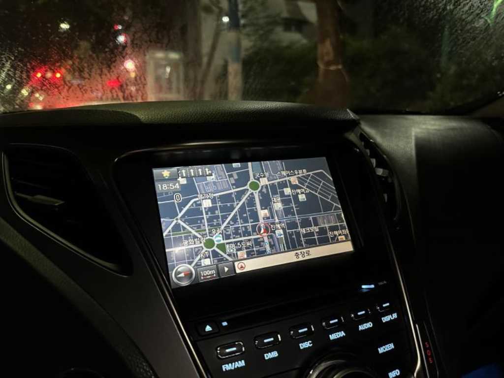 HYUNDAI Grandeur - Vista 12