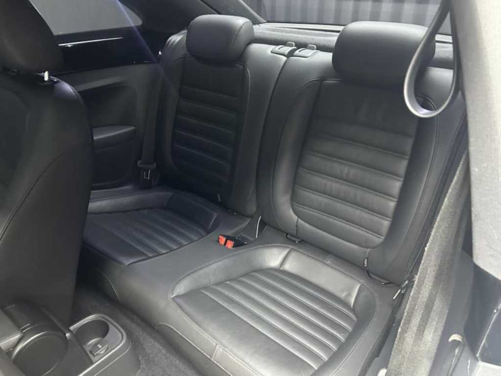 Volkswagen Beetle - Vista 7