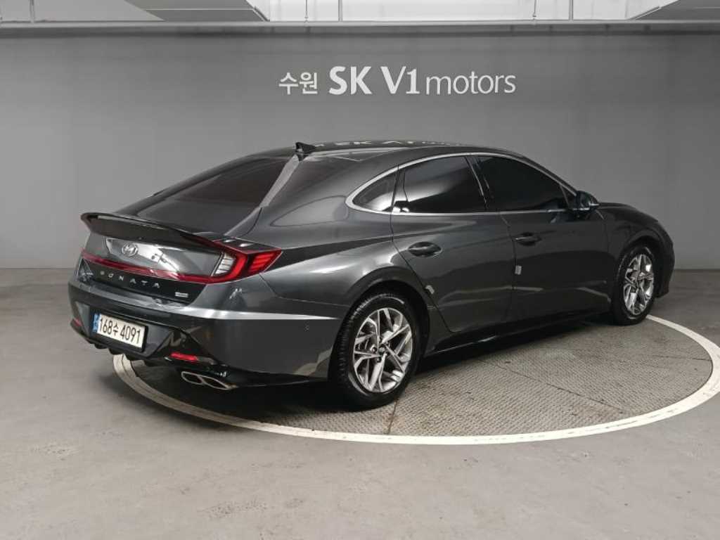 HYUNDAI Sonata - Vista 4