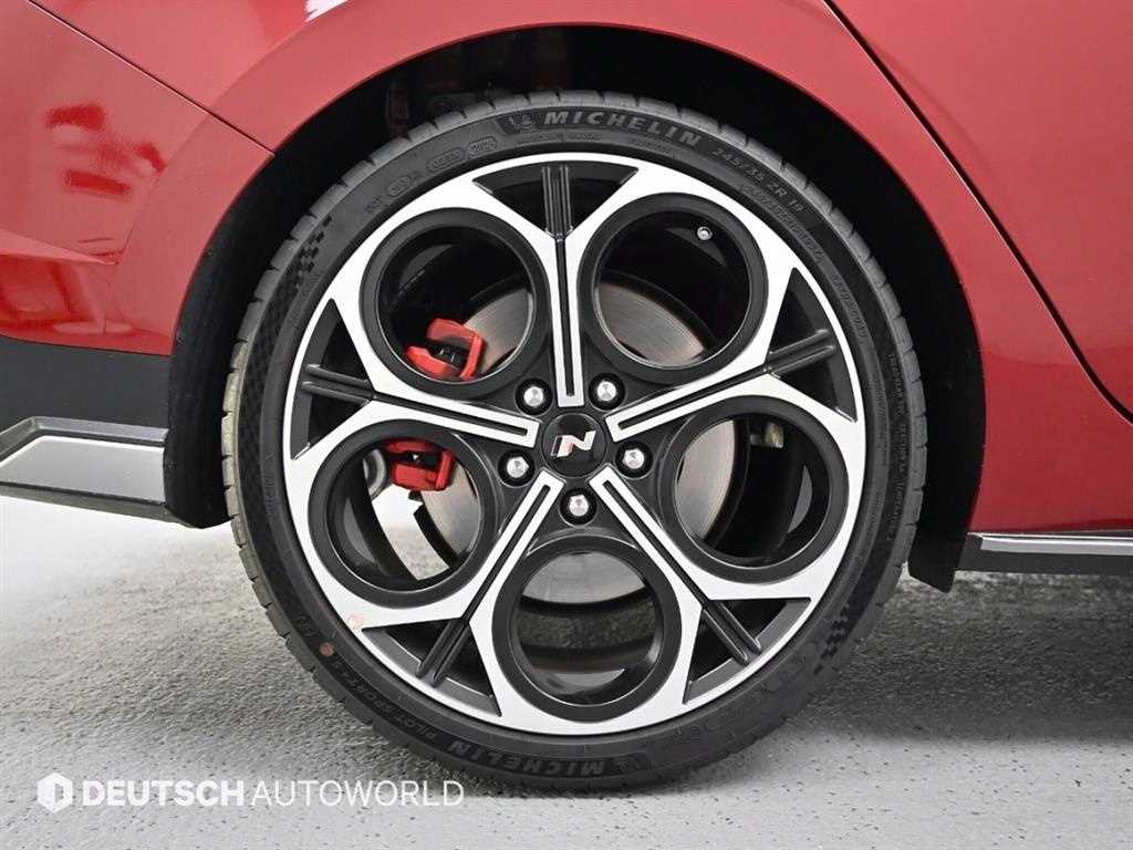 HYUNDAI Avante - Vista 5