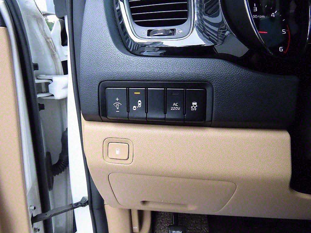 KIA Carnival 2018 Blanco - Importación desde Corea - HF Imports Iquique - Foto 13