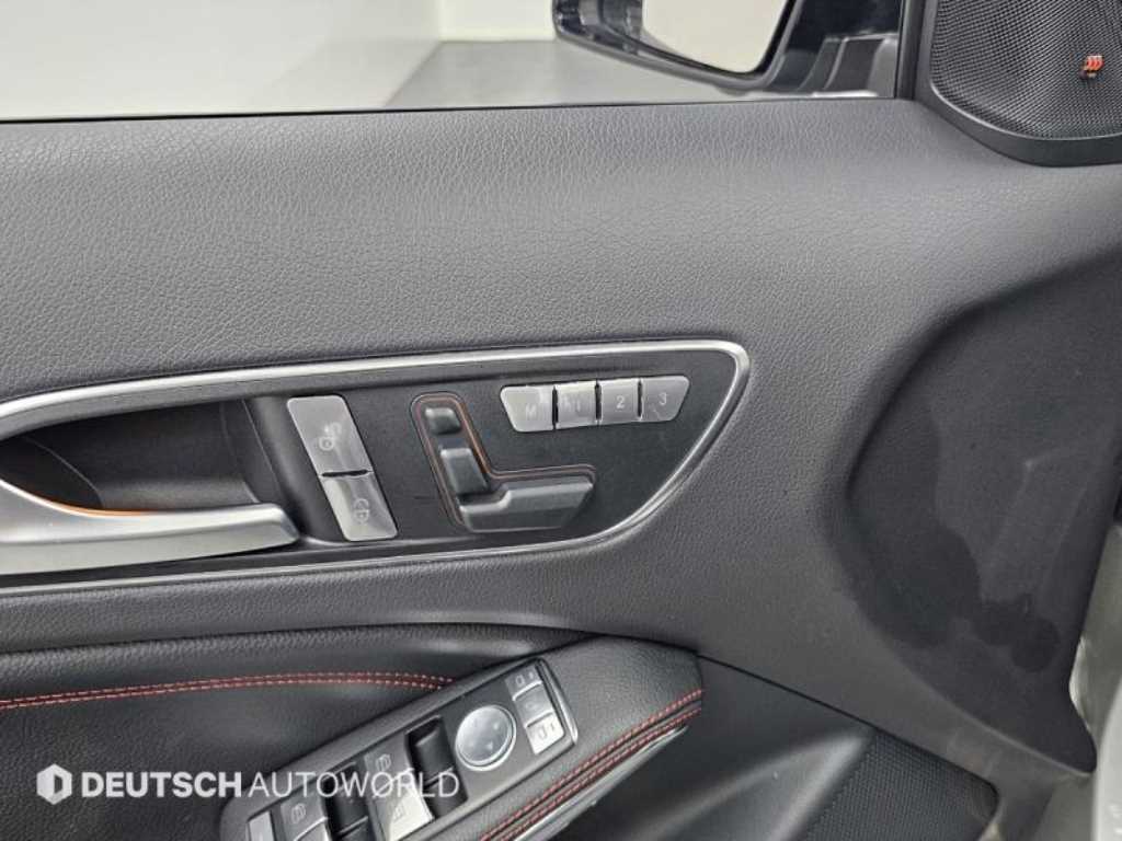 Mercedes Benz GLA Class 2015 Plateado - Importación desde Corea - HF Imports Iquique - Foto 18