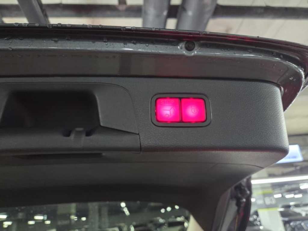 Mercedes Benz GLC Class 2019 Gris - Importación desde Corea - HF Imports Iquique - Foto 19