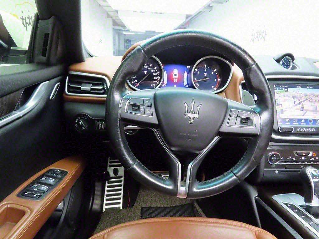 Maserati Ghibli - Vista 6