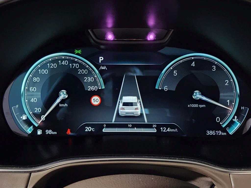 Genesis GV80 - Vista 7