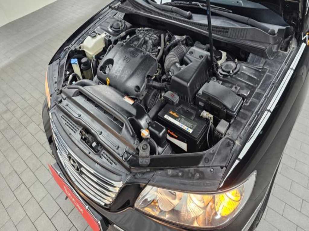 HYUNDAI Grandeur - Vista 6