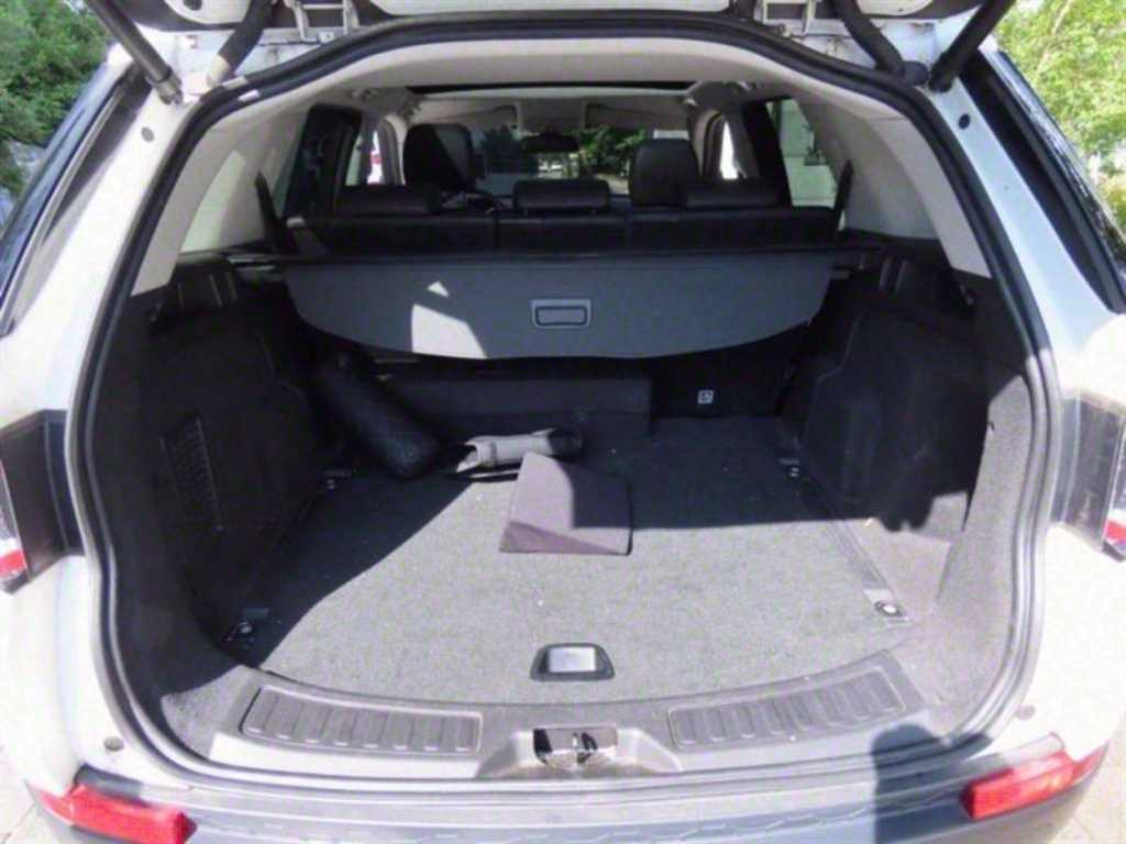 Land Rover Discovery Sports - Vista 11