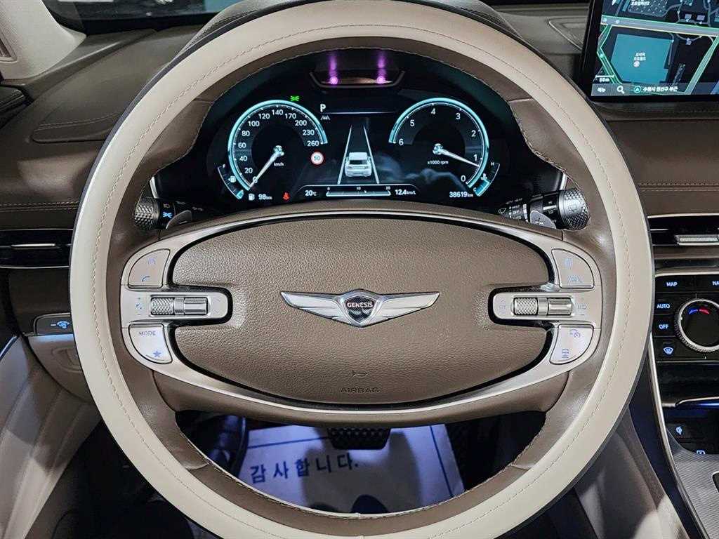 Genesis GV80 - Vista 12