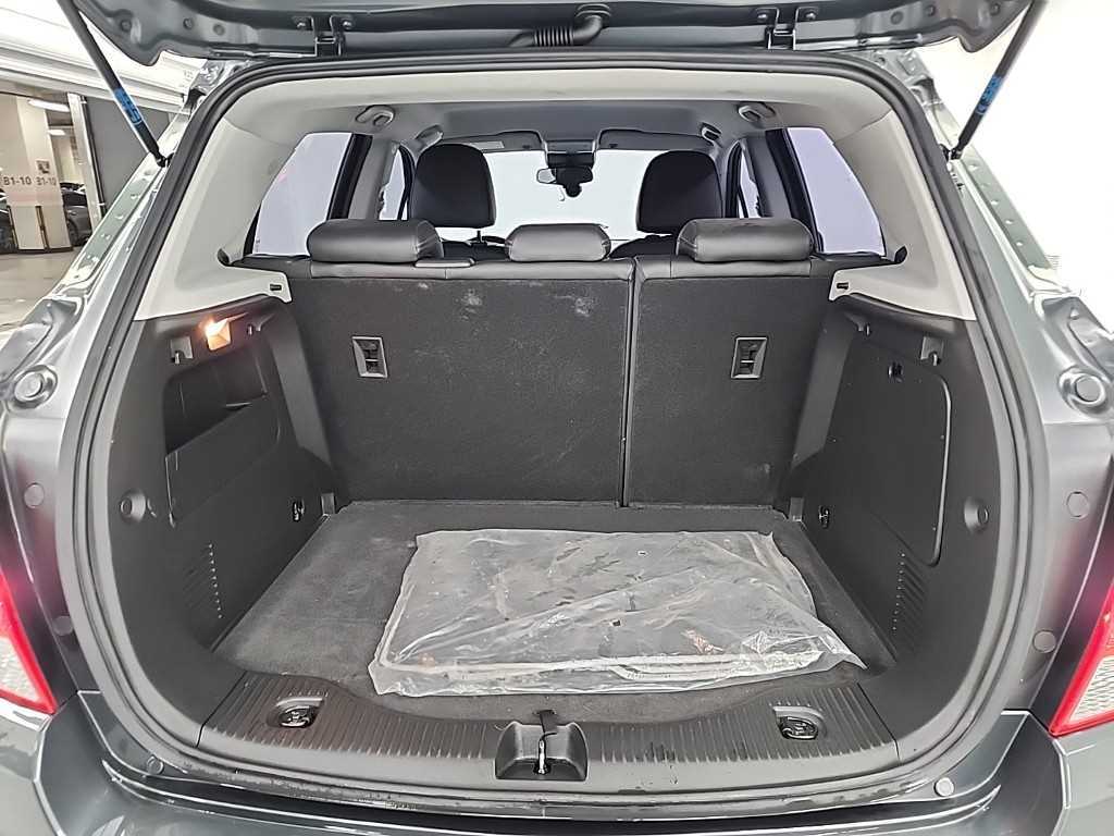 Chevrolet Trax 2017 Gris - Importación desde Corea - HF Imports Iquique - Foto 18