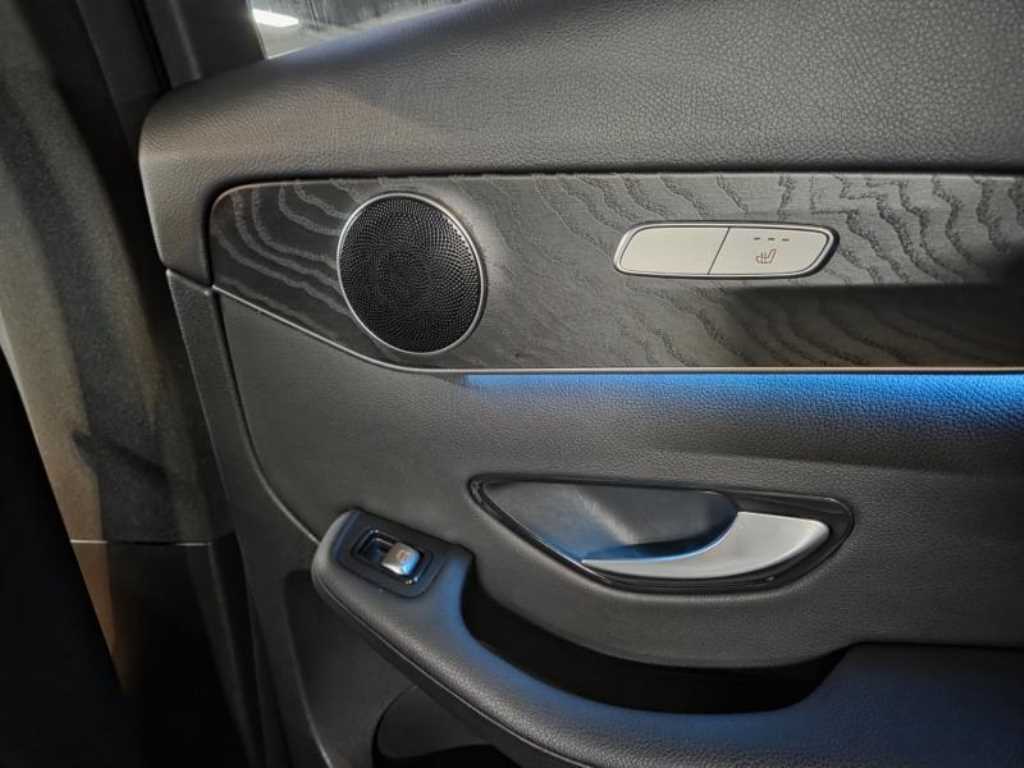 Mercedes Benz GLC Class - Vista 10