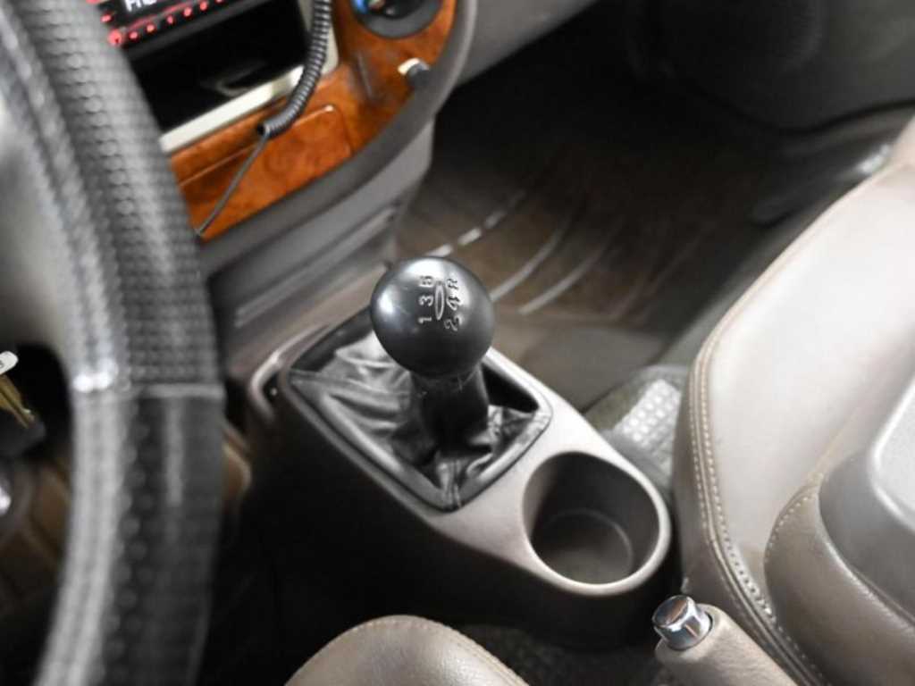 Small Truck Complaint (crane) - Vista 9