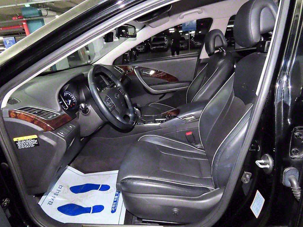 HYUNDAI Aslan - Vista 6