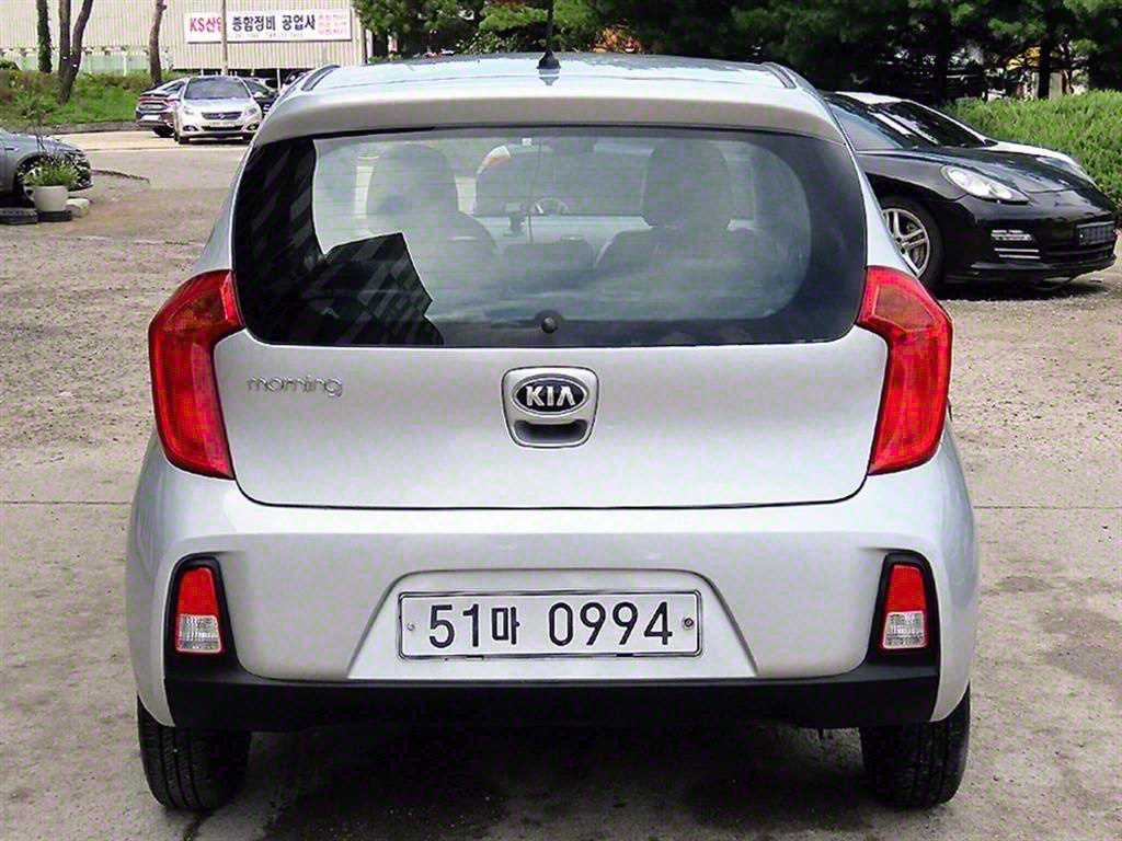 KIA Morning - Vista 4