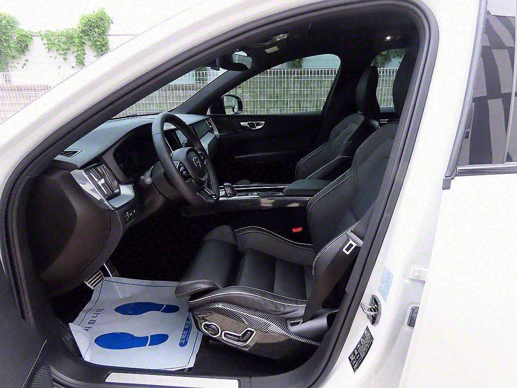 Volvo XC60 - Vista 5