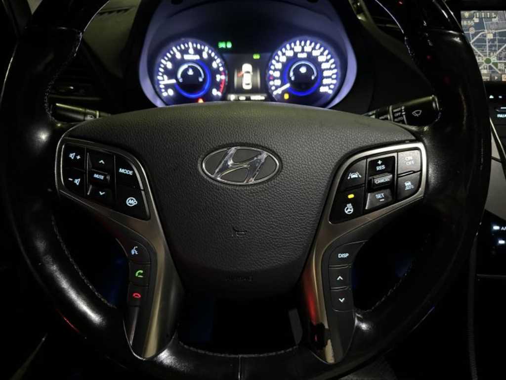 HYUNDAI Grandeur - Vista 9