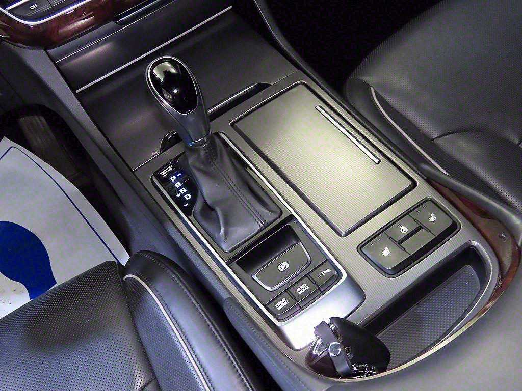 HYUNDAI Aslan - Vista 12