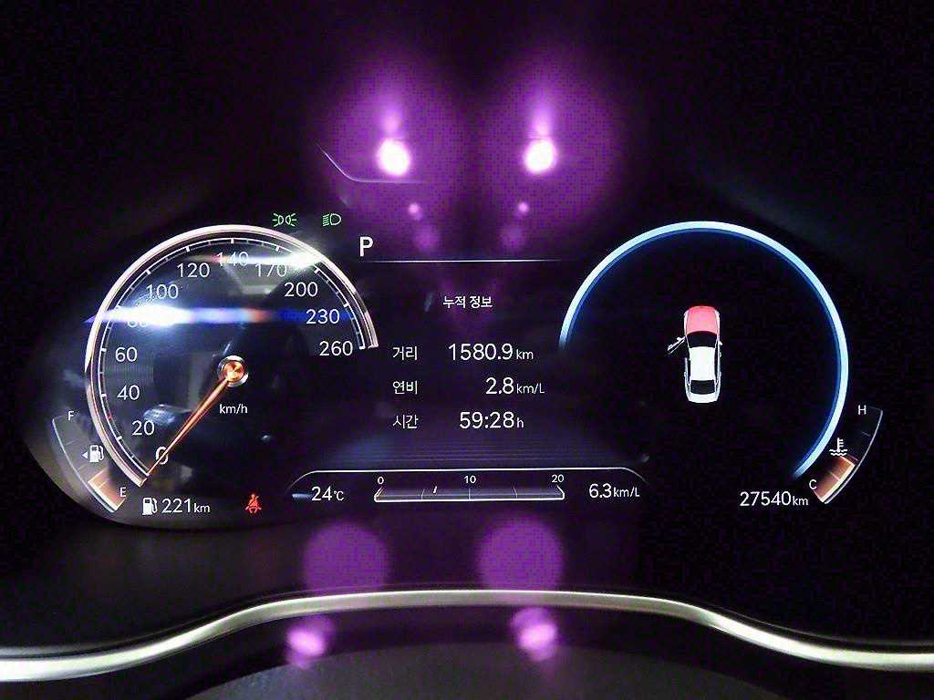 Genesis G80 - Vista 9