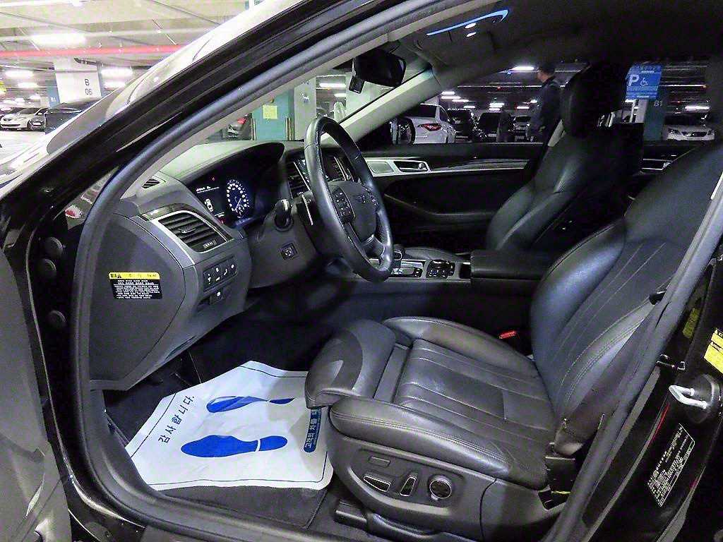 Genesis G80 - Vista 6