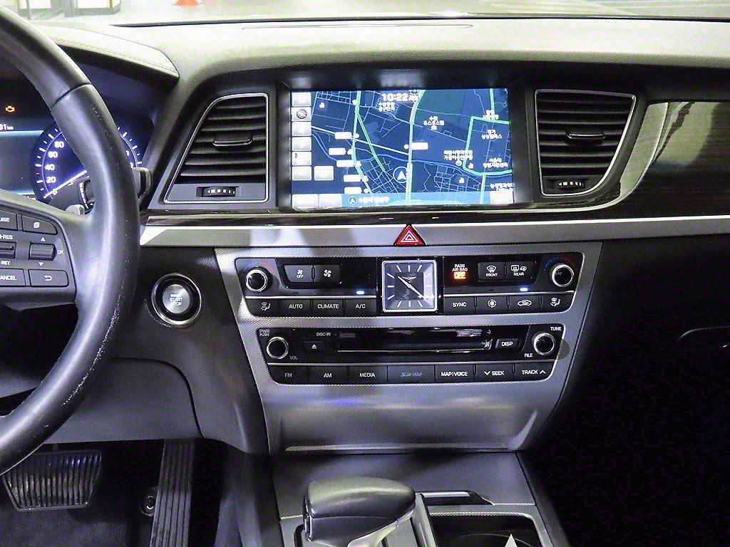 Genesis G80 - Vista 11