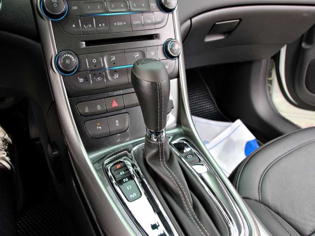 Chevrolet Malibu - Vista 6