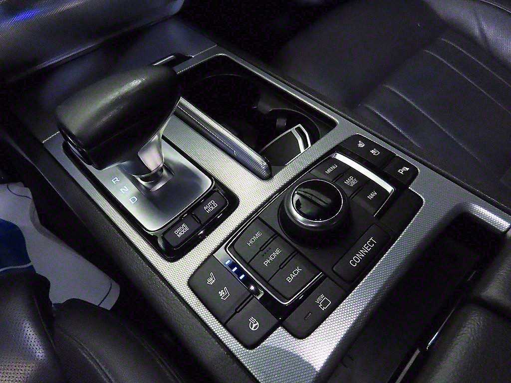 Genesis G80 - Vista 12