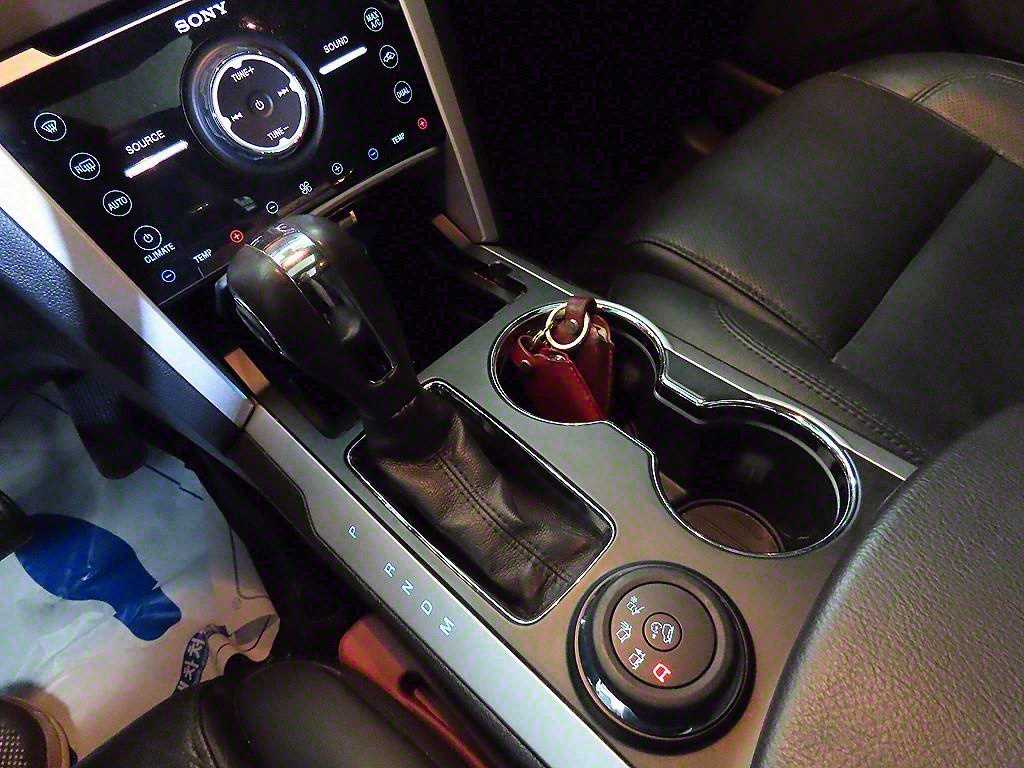 Ford Explorer - Vista 12