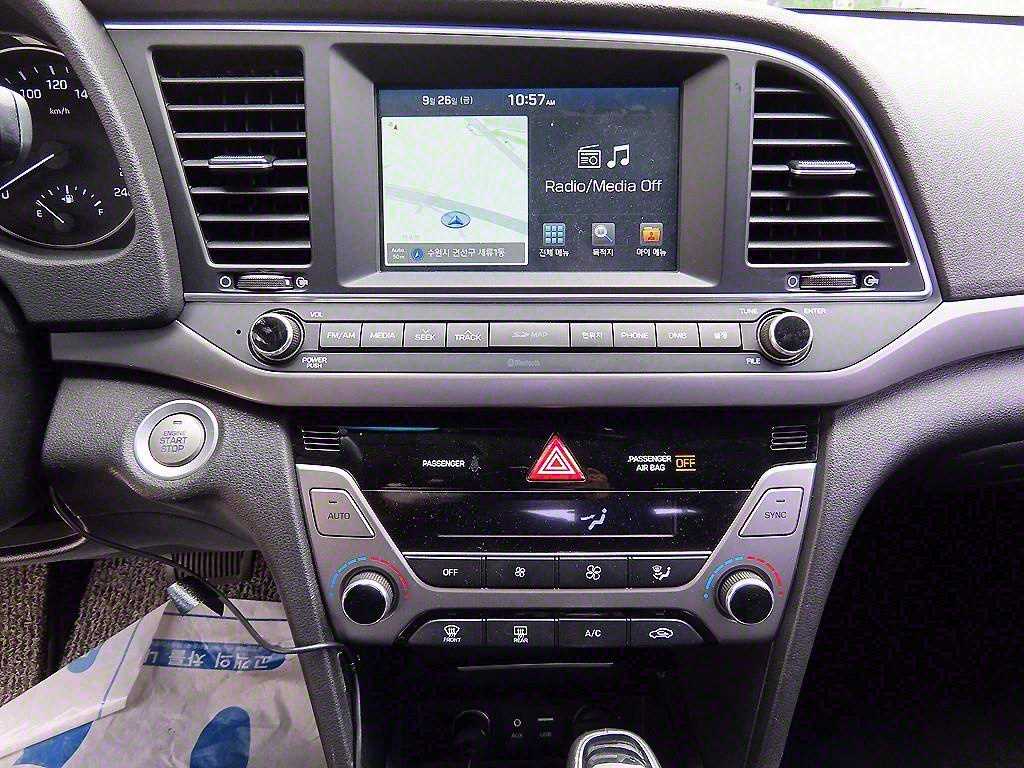 HYUNDAI Avante 2016 - Importación desde Corea - HF Imports Iquique - Foto 13